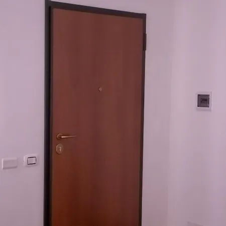 Modern House Monolocali