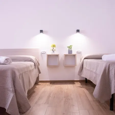 Couette-café Modern House Monolocali