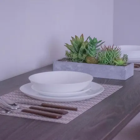 Modern House Monolocali Couette-café